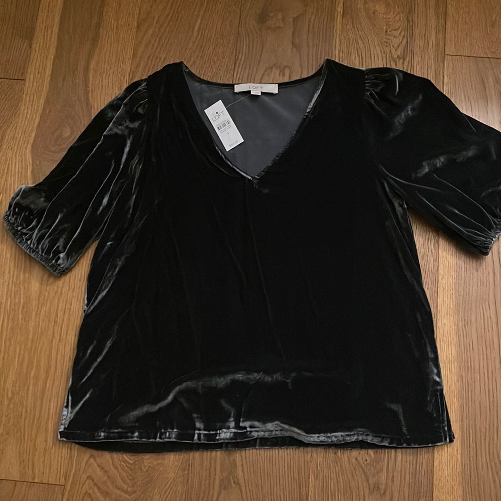 Loft Grey Velvet Top, NWT